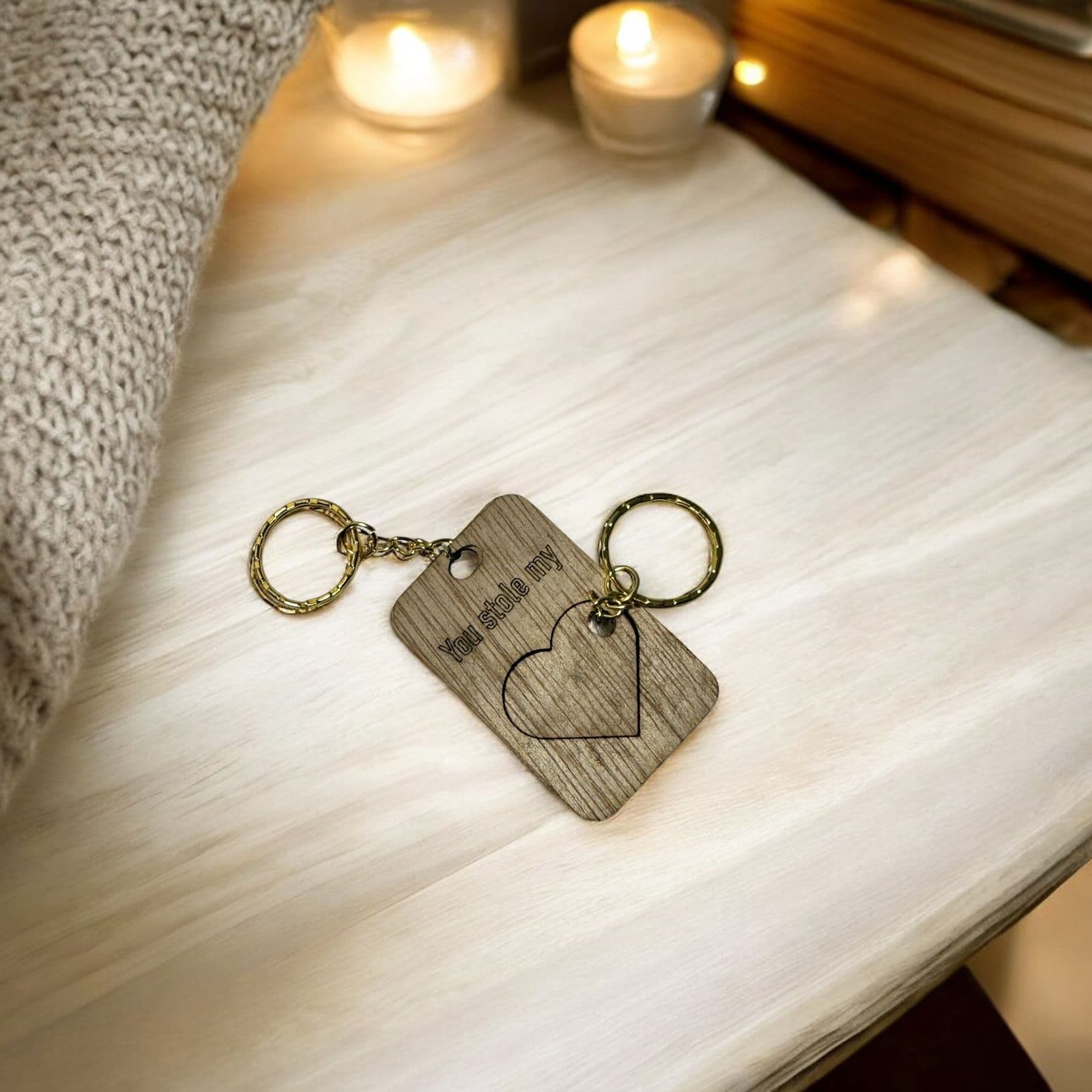 LLAVEROYOUBROKEMYHEART